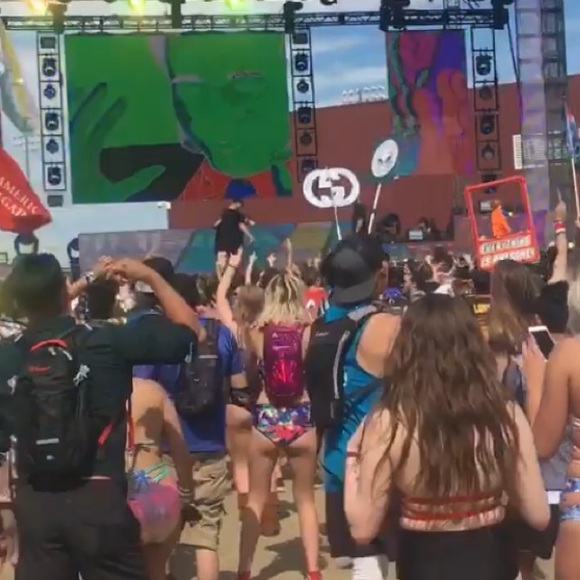 Please read πππππ to get items in the live show - Picture 1 of 2